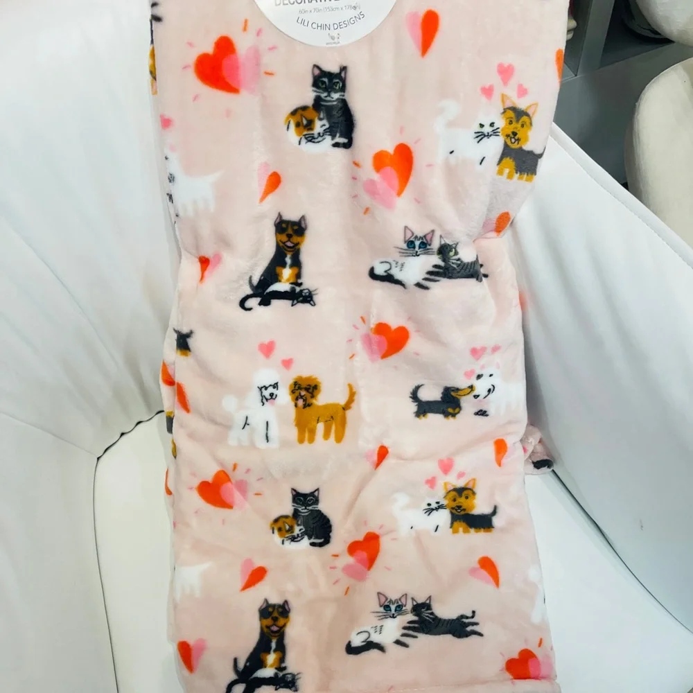 Valentine Cats & Dogs Dachshund Poodle  Pink Plush Throw blanket NWT 50”x70 NWT